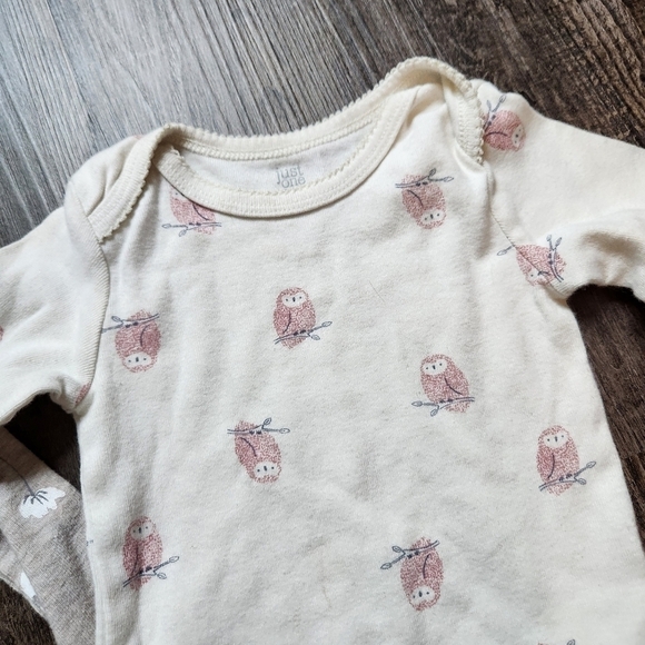 9M Girl Long Sleeve Onesies 2 Pack - Picture 4 of 7